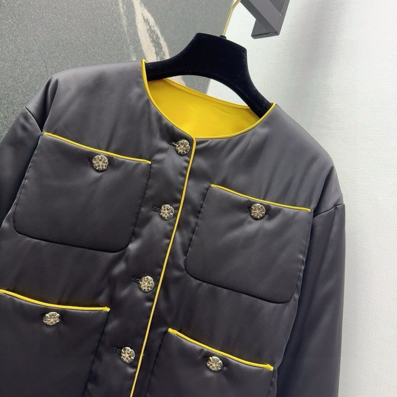 Ch**el outwear